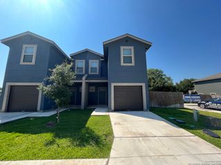 6878 Lakeview Dr Unit 102, San Antonio, TX 78244