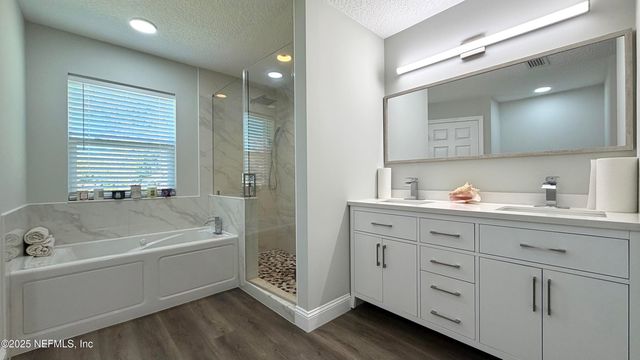 3030 OGILVIE Road, Jacksonville, FL 32218