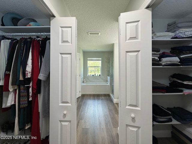 3030 OGILVIE Road, Jacksonville, FL 32218