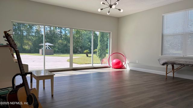 3030 OGILVIE Road, Jacksonville, FL 32218