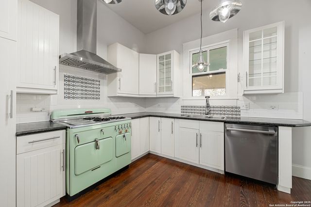 135 Vitra, San Antonio, TX 78210