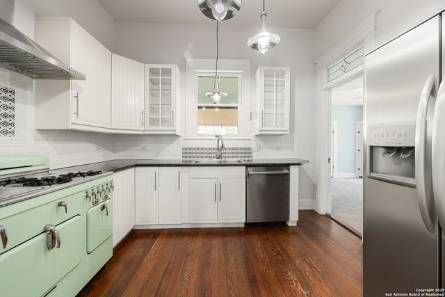 135 Vitra, San Antonio, TX 78210