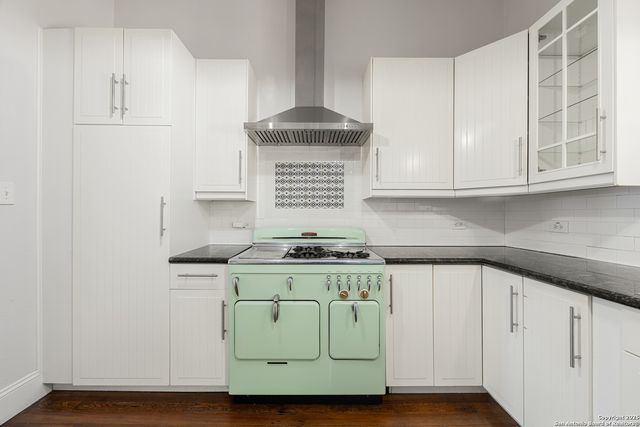 135 Vitra, San Antonio, TX 78210