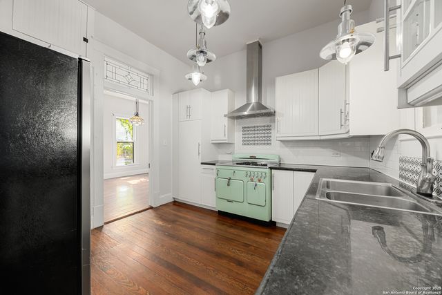 135 Vitra, San Antonio, TX 78210