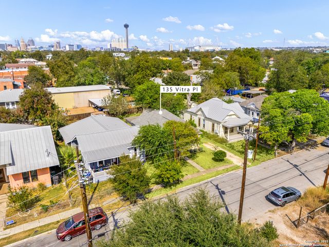 135 Vitra, San Antonio, TX 78210