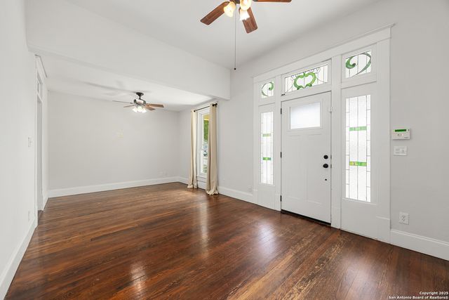 135 Vitra, San Antonio, TX 78210