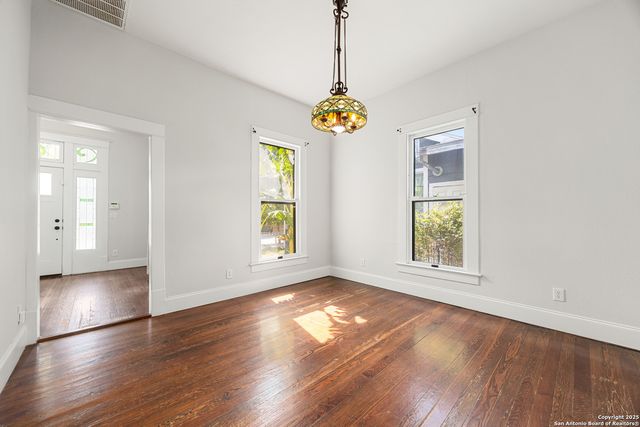 135 Vitra, San Antonio, TX 78210