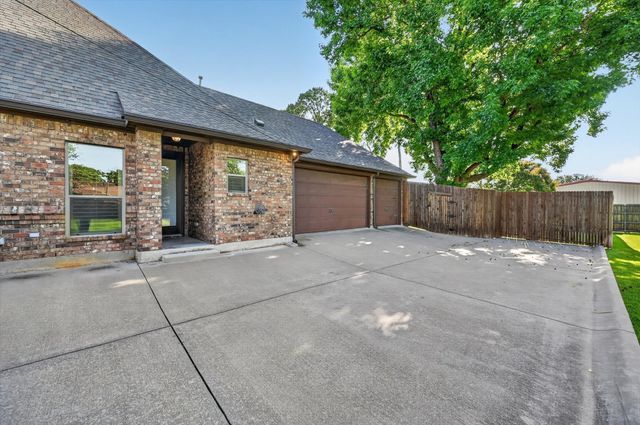 2909 Sutton Place, Southlake, TX 76092