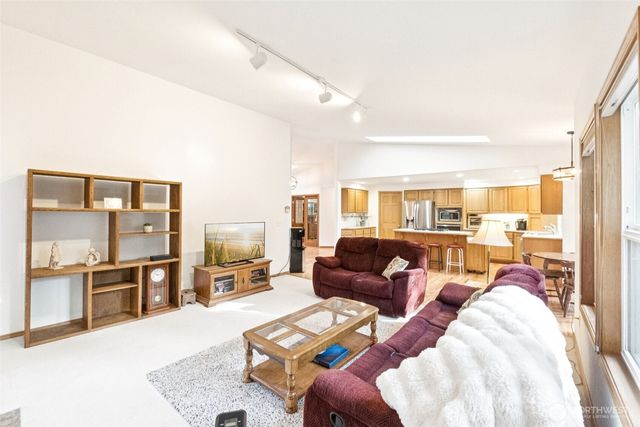 6906 158th Street SE, Snohomish, WA 98296