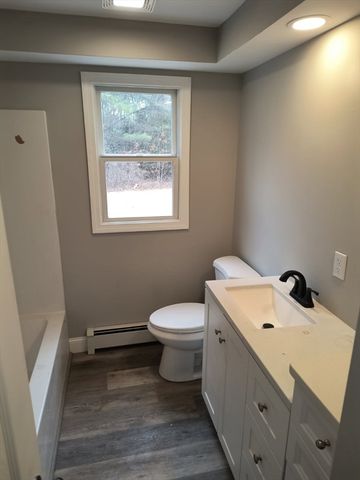 713 Holyoke Rd, Westfield, MA 01085