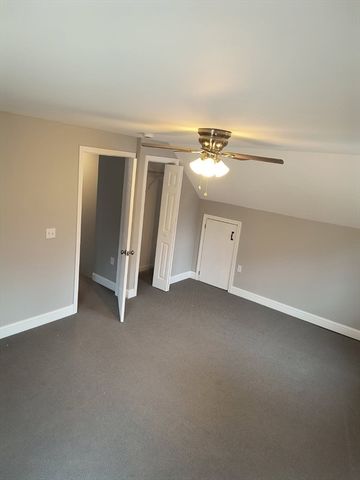 713 Holyoke Rd, Westfield, MA 01085