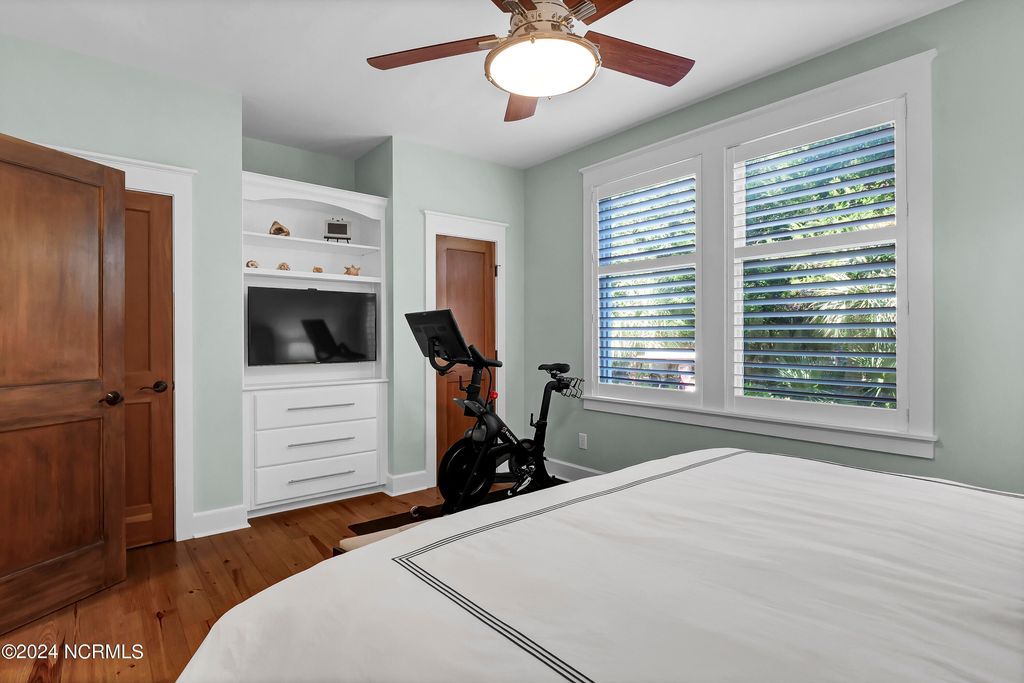 Image 20 of property listing at 15 Surfboat Court, Bald Head Island, NC 28461