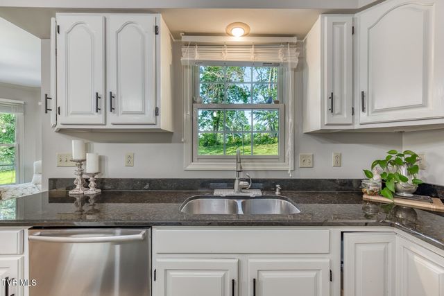 3422 Berkshire Circle, Johnson City, TN 37604