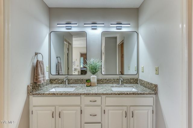 3422 Berkshire Circle, Johnson City, TN 37604