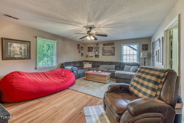 3422 Berkshire Circle, Johnson City, TN 37604