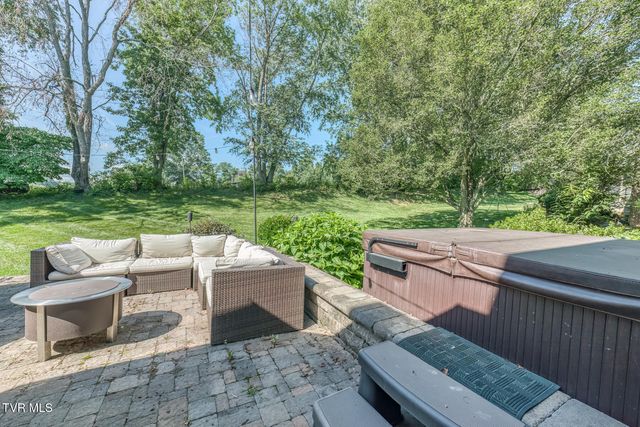 3422 Berkshire Circle, Johnson City, TN 37604