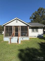 323 N Crigler Street, Charlotte, NC 28216