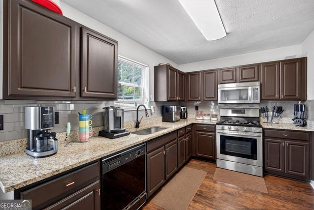 2579 Pierce Circle, Snellville, GA 30078