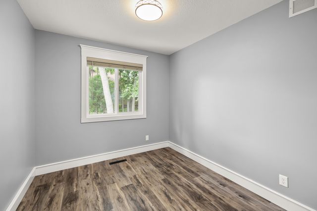 5121 Magnolia Drive, Pleasant Hill, IA 50327