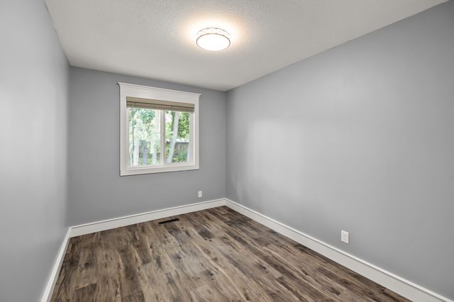 5121 Magnolia Drive, Pleasant Hill, IA 50327