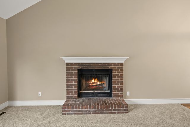 5121 Magnolia Drive, Pleasant Hill, IA 50327