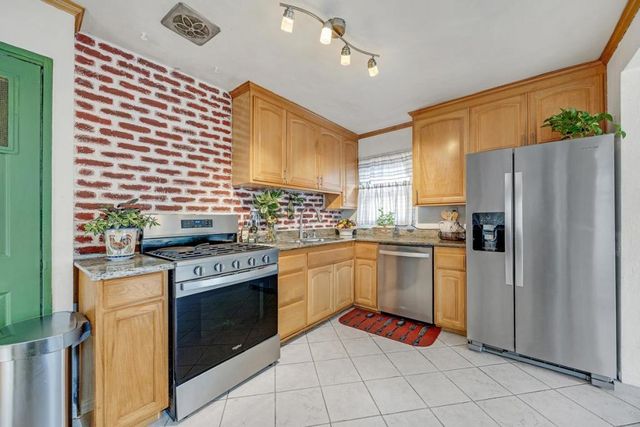 754 Grant Avenue, San Lorenzo, CA 94580