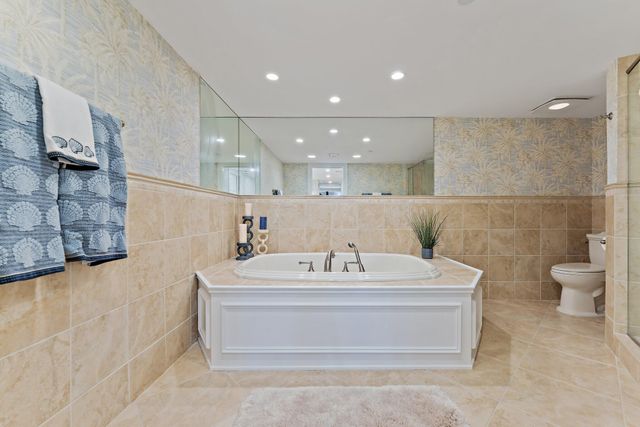 19670 Beach Road B303, Jupiter, FL 33469