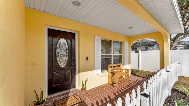 702 LEMON AVENUE, Dundee, FL 33838