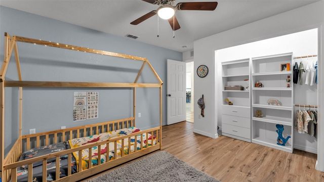 702 LEMON AVENUE, Dundee, FL 33838