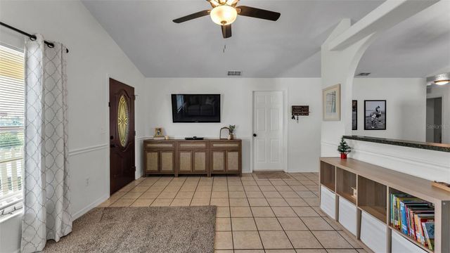 702 LEMON AVENUE, Dundee, FL 33838