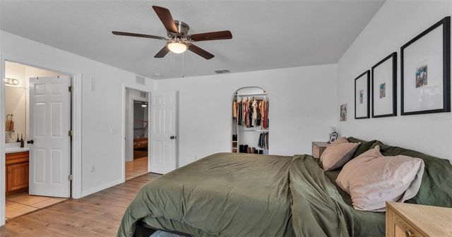 702 LEMON AVENUE, Dundee, FL 33838