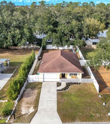 702 LEMON AVENUE, Dundee, FL 33838