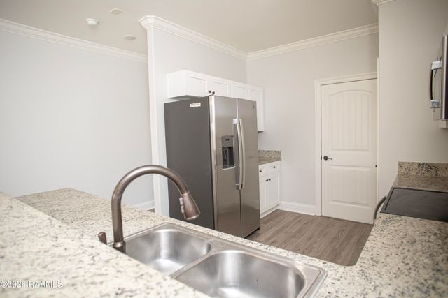 14 Townhouse Cove, Lafayette, LA 70506