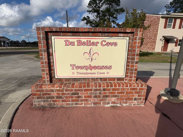 14 Townhouse Cove, Lafayette, LA 70506