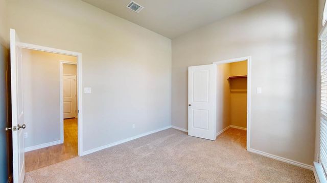 709 Sydney BLVD, Thorndale, TX 76577