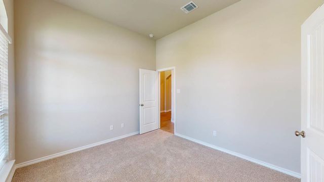 709 Sydney BLVD, Thorndale, TX 76577