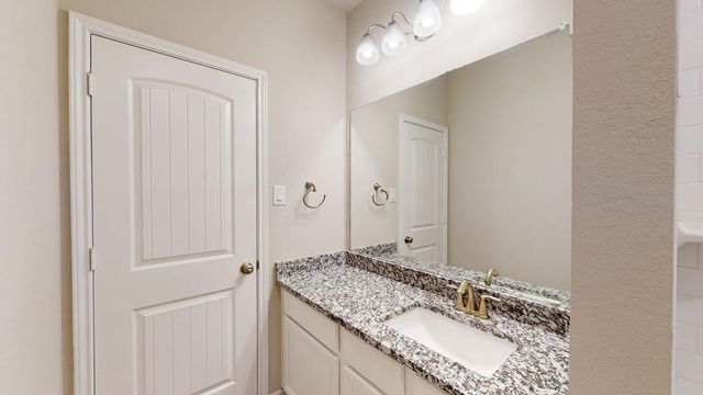 709 Sydney BLVD, Thorndale, TX 76577