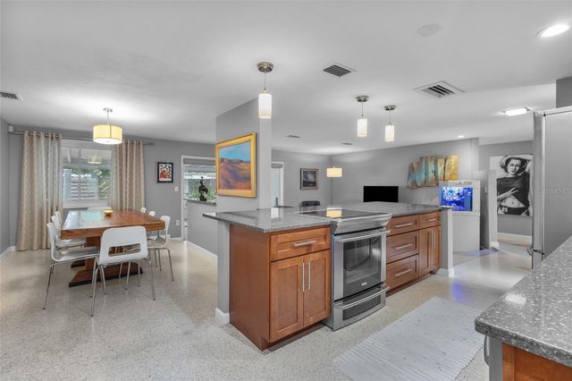 2605 BOTANY AVENUE, Sarasota, FL 34239