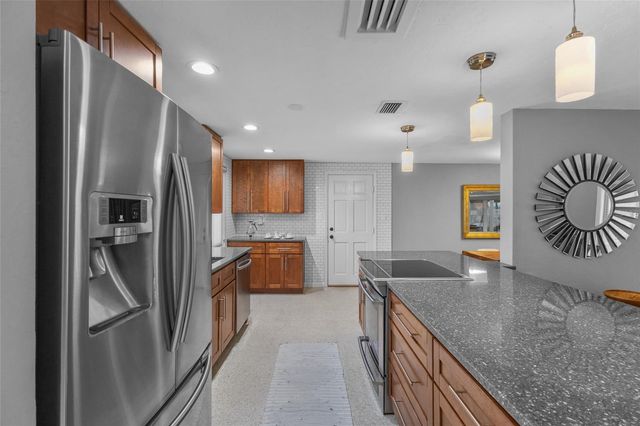 2605 BOTANY AVENUE, Sarasota, FL 34239