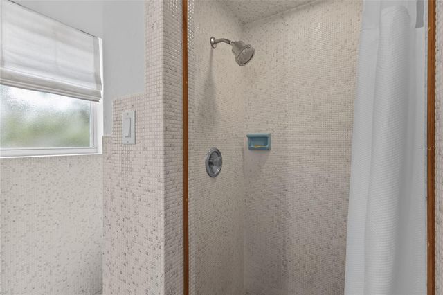 2605 BOTANY AVENUE, Sarasota, FL 34239