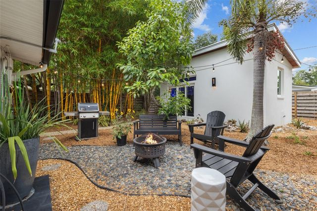 2605 BOTANY AVENUE, Sarasota, FL 34239