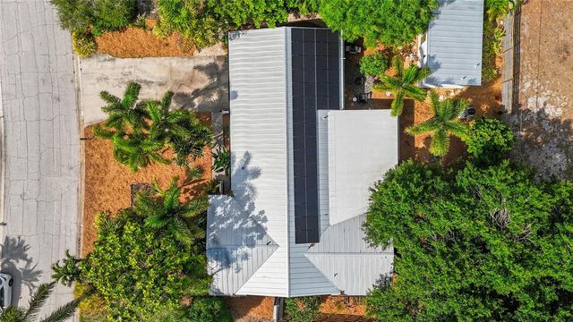 2605 BOTANY AVENUE, Sarasota, FL 34239