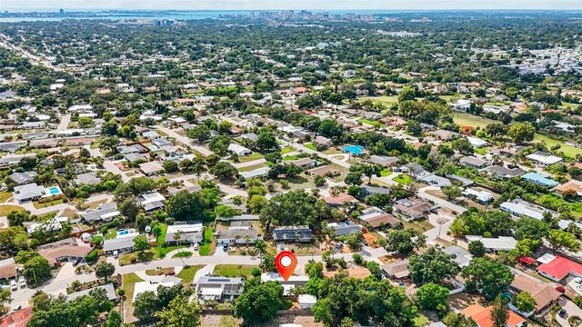 2605 BOTANY AVENUE, Sarasota, FL 34239