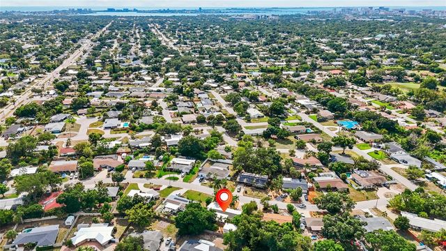 2605 BOTANY AVENUE, Sarasota, FL 34239