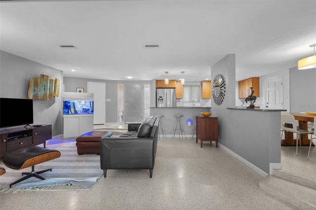 2605 BOTANY AVENUE, Sarasota, FL 34239