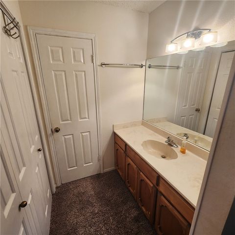 3025 Quail Springs B10, Corpus Christi, TX 78414