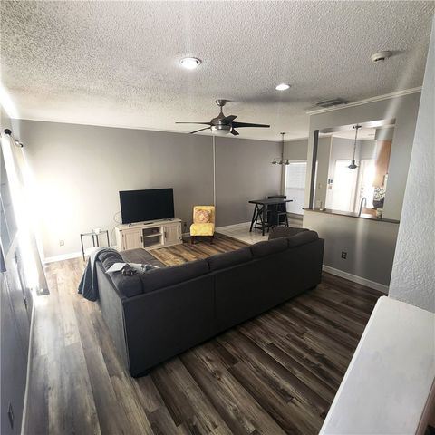3025 Quail Springs B10, Corpus Christi, TX 78414
