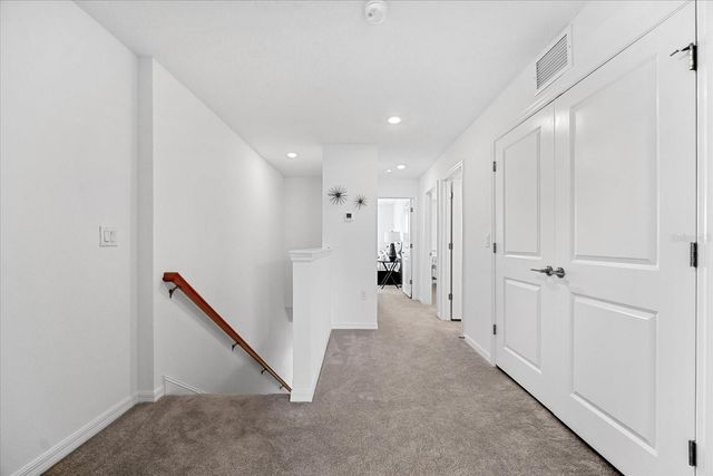 8701 WINTER BREEZE, Sarasota, FL 34241