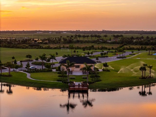 8701 WINTER BREEZE, Sarasota, FL 34241