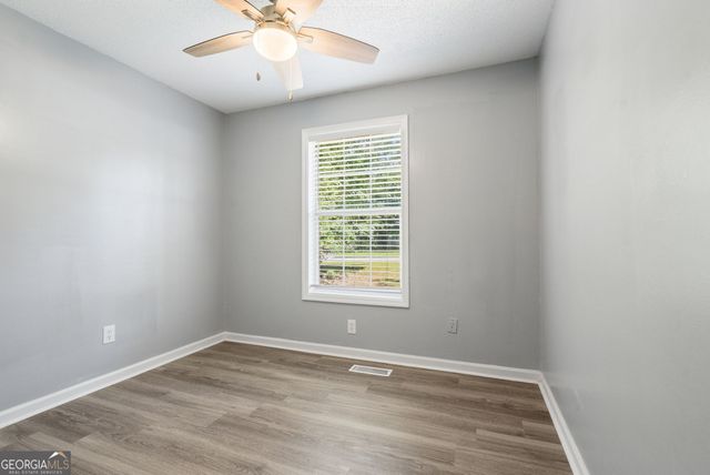1209 N Hampton Drive, Hampton, GA 30228